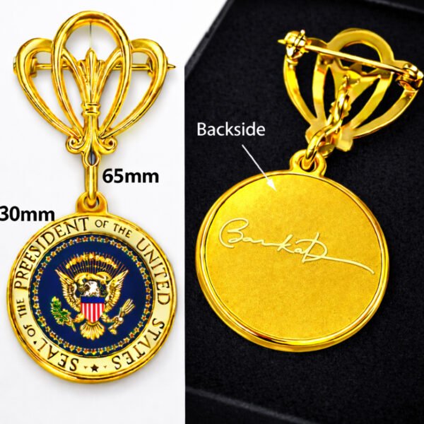 Barack Obama collectible pin